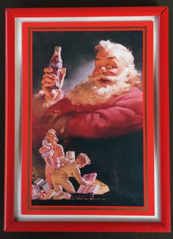04628a-1 € 5,00 coca cola afbeelding kerstman met kinderen 12x18 cm.jpeg